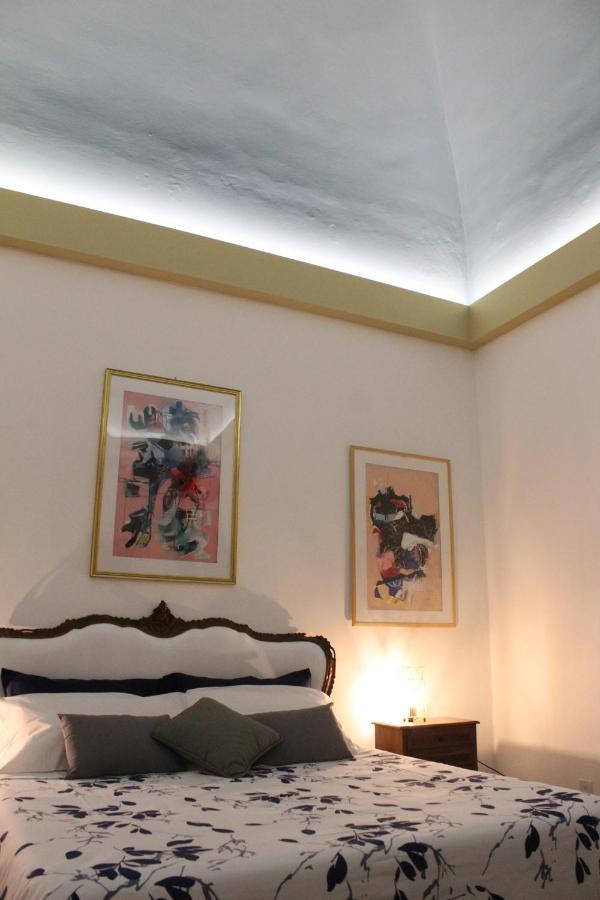Grande Chambre Double avec Salle de Bains Commune