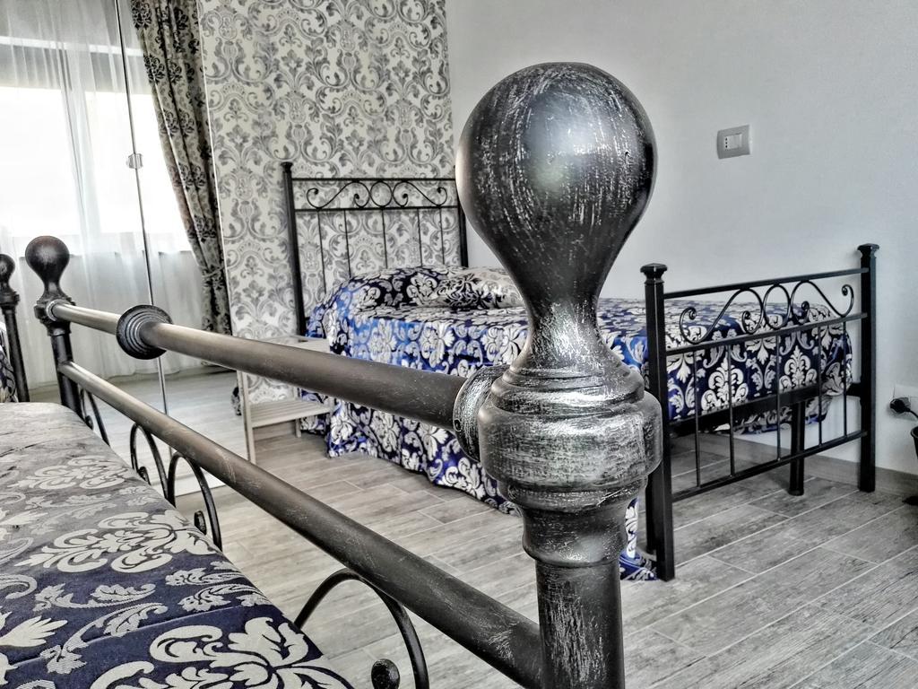 Chambre Triple avec Salle de Bains Privative Séparée