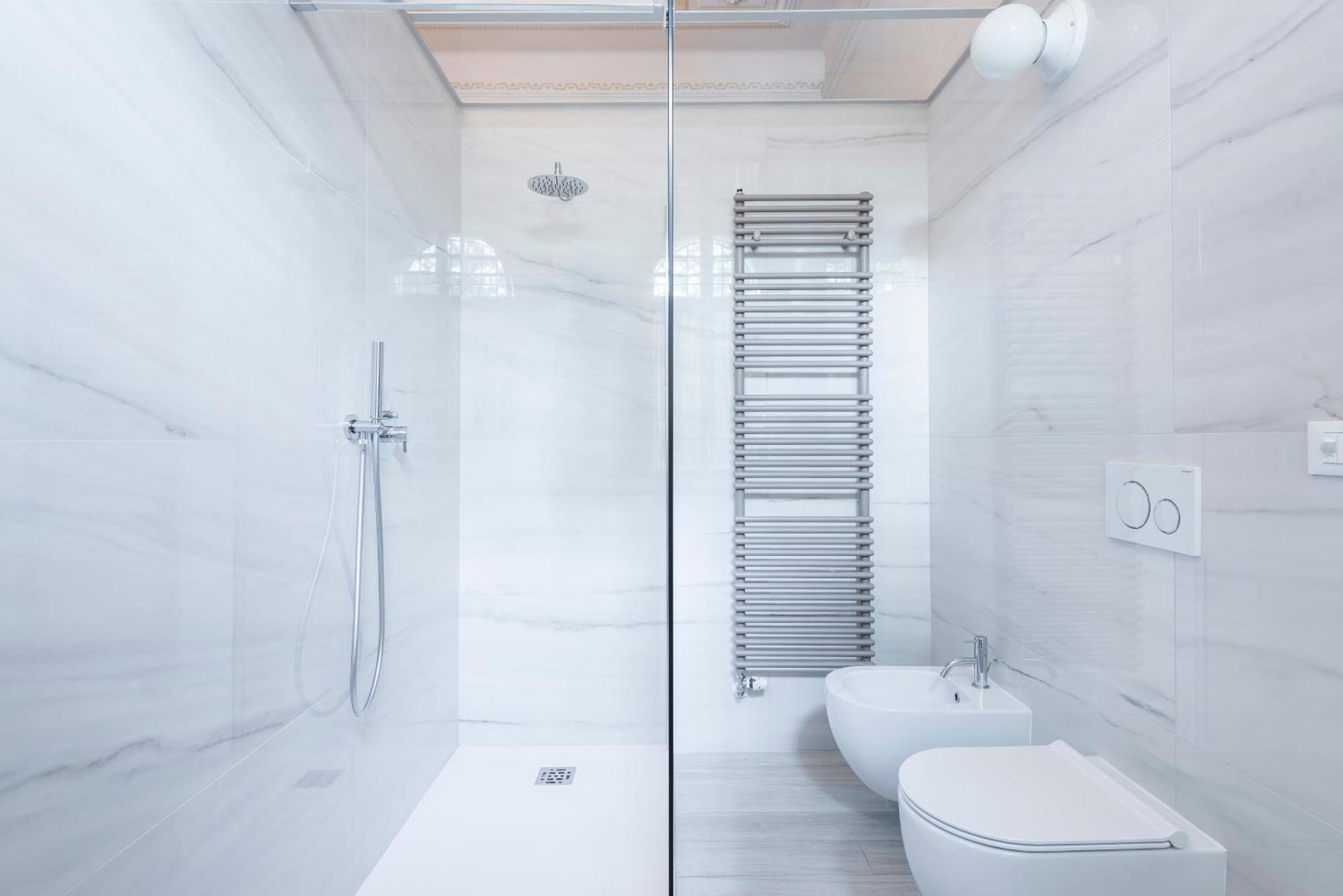 Chambre Double ou Lits Jumeaux avec Salle de Bains Privative Externe