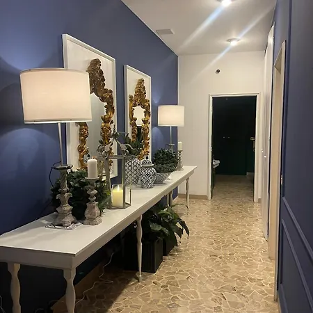 Central Suite Bed&Breakfast-3